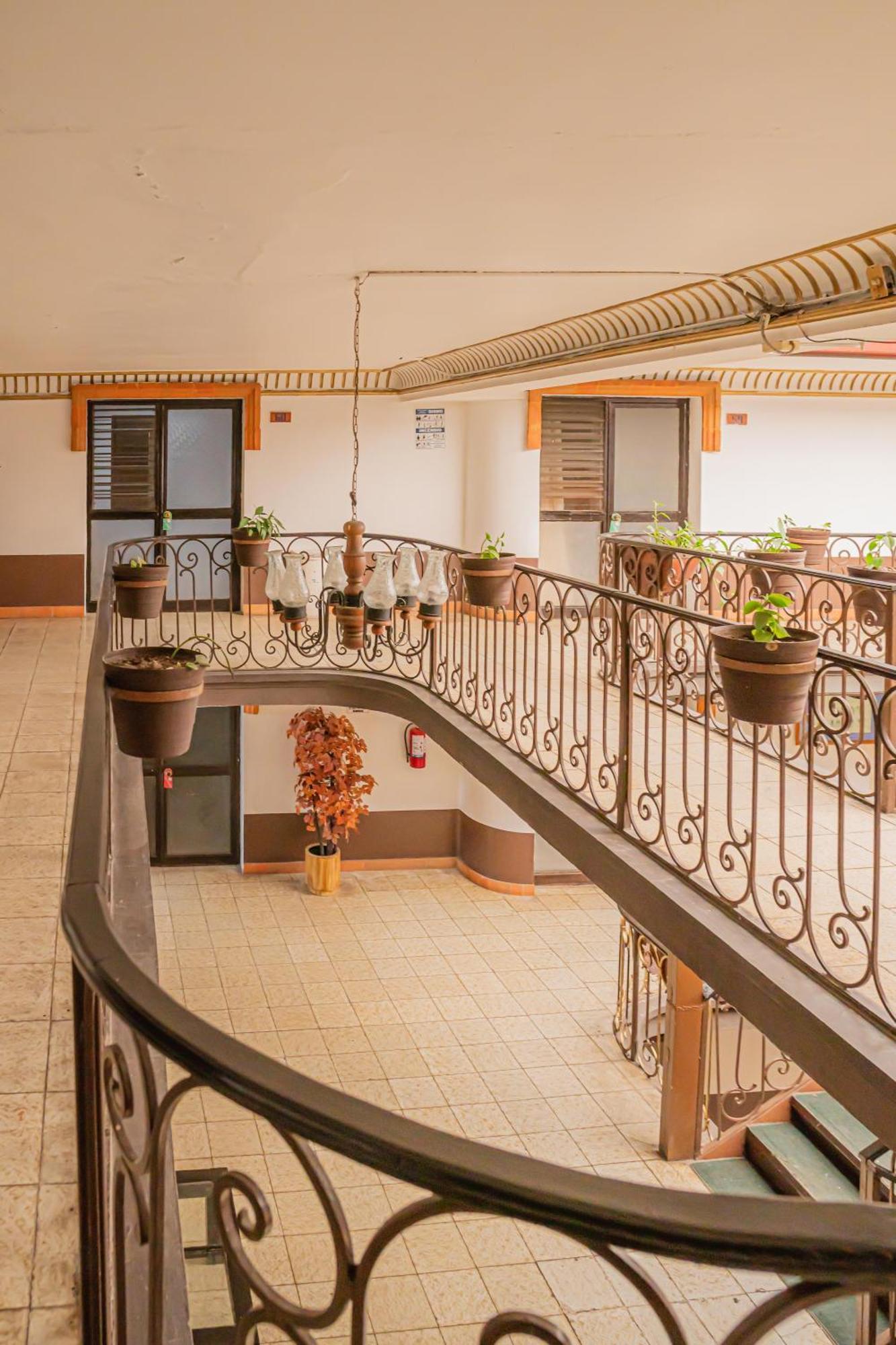Hotel Zapotlan 古斯曼城 外观 照片