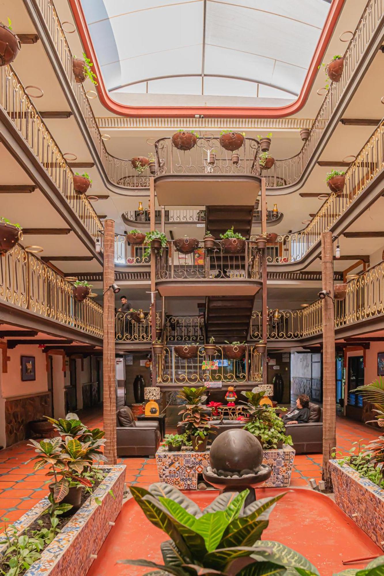 Hotel Zapotlan 古斯曼城 外观 照片